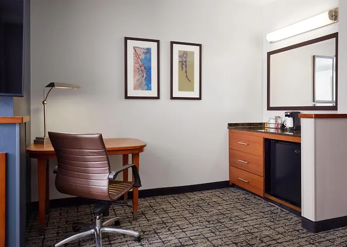 Hyatt Place Salt Lake City Downtown / The Gateway